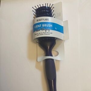 BeautyLabs Tunnel Vent Brush - Dark Purple